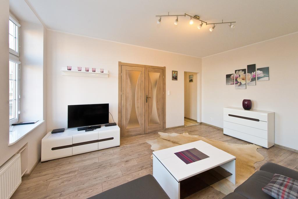 Gdanskie Apartamenty - Apartament Targ Rybny Z Widokiem Na Motlawe Camera foto